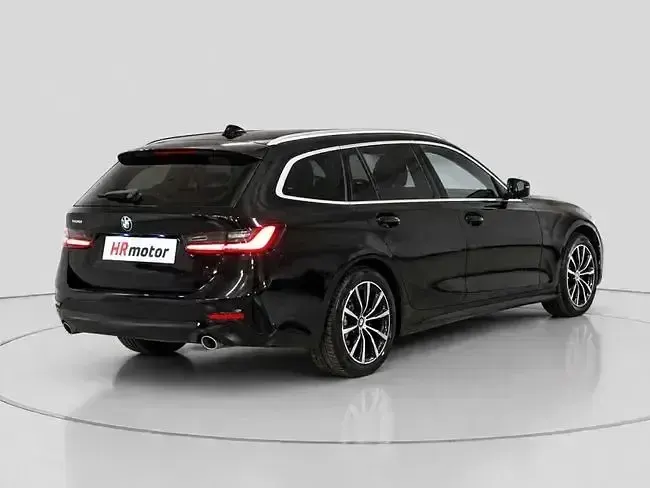 Usado BMW 316 122 CV (89 kW) 2022 Negro Familiar