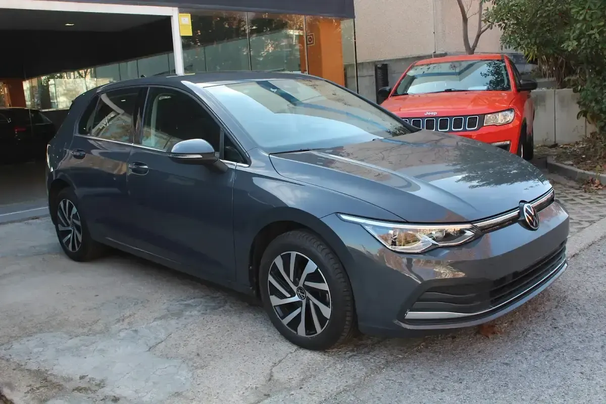 Usado VW Golf VIII Style 204 CV (150 kW) 2022 Gris Utilitario