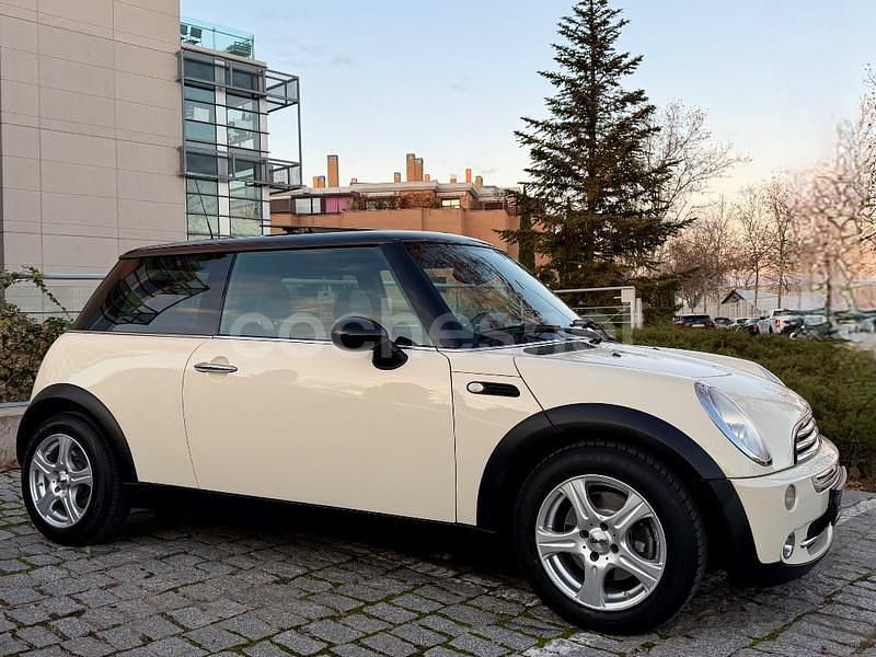 Usado Mini Cooper 116 CV (85 kW) 2005 Beige Utilitario