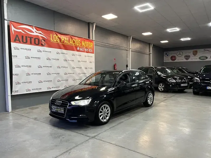 Usado Audi A3 Sport 110 CV (80 kW) 2016 Negro Berlina