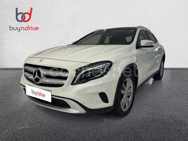 Blanco Usado 2015 Mercedes GLA220 SUV | 17.990 € (Buen precio) - Imagen 1/4
