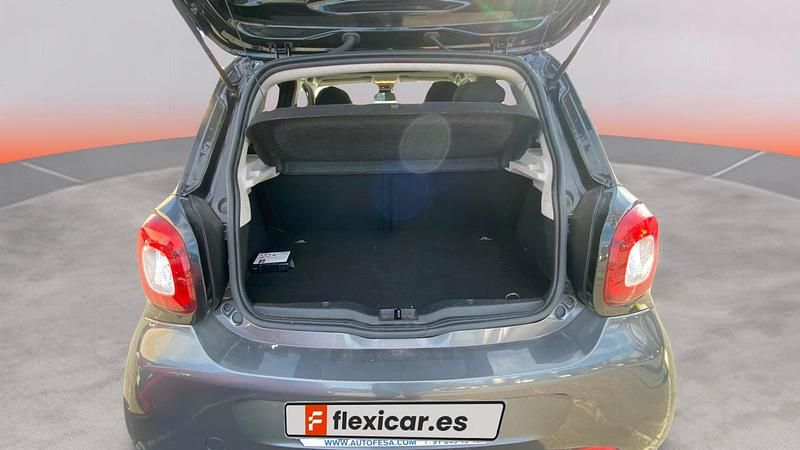 Usado Smart ForFour 90 CV (66 kW) 2018 Negro Utilitario