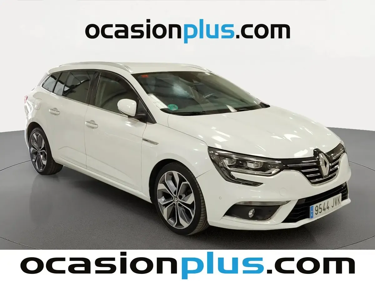 Usado Renault Mégane GrandTour Bose Edition 130 CV (95 kW) 2016 Blanco Familiar