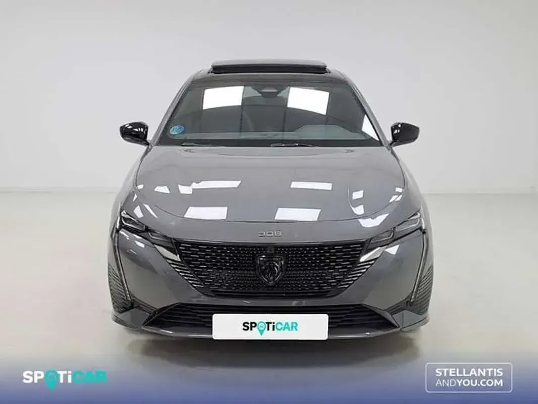 Usado Peugeot 308 GT 136 CV (100 kW) 2024 Gris Utilitario