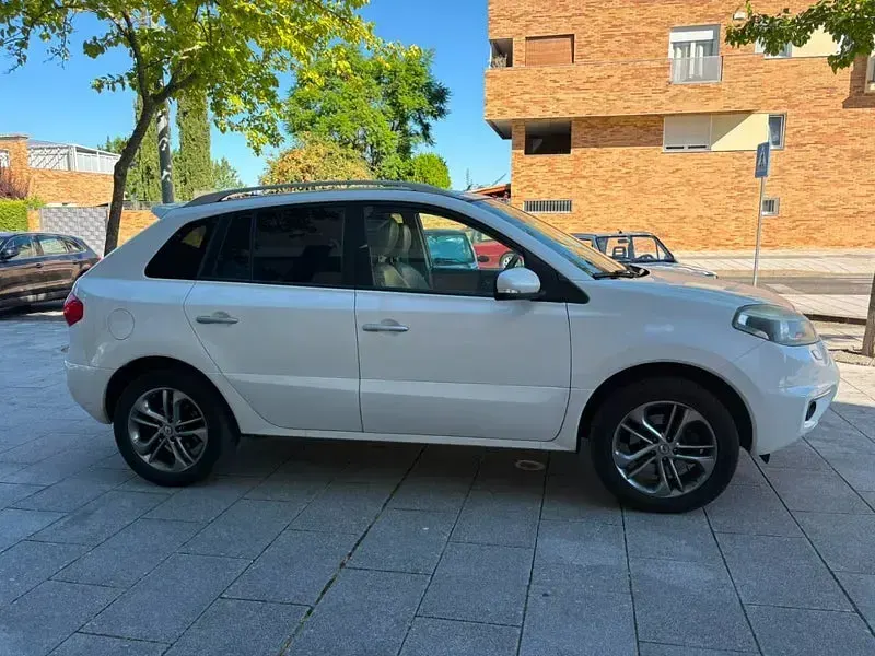 Usado Renault Koleos Privilege 150 CV (110 kW) 2012 Blanco SUV