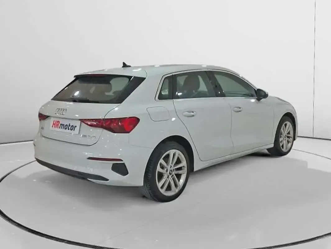 Usado Audi A3 Business 151 CV (111 kW) 2023 Blanco Berlina