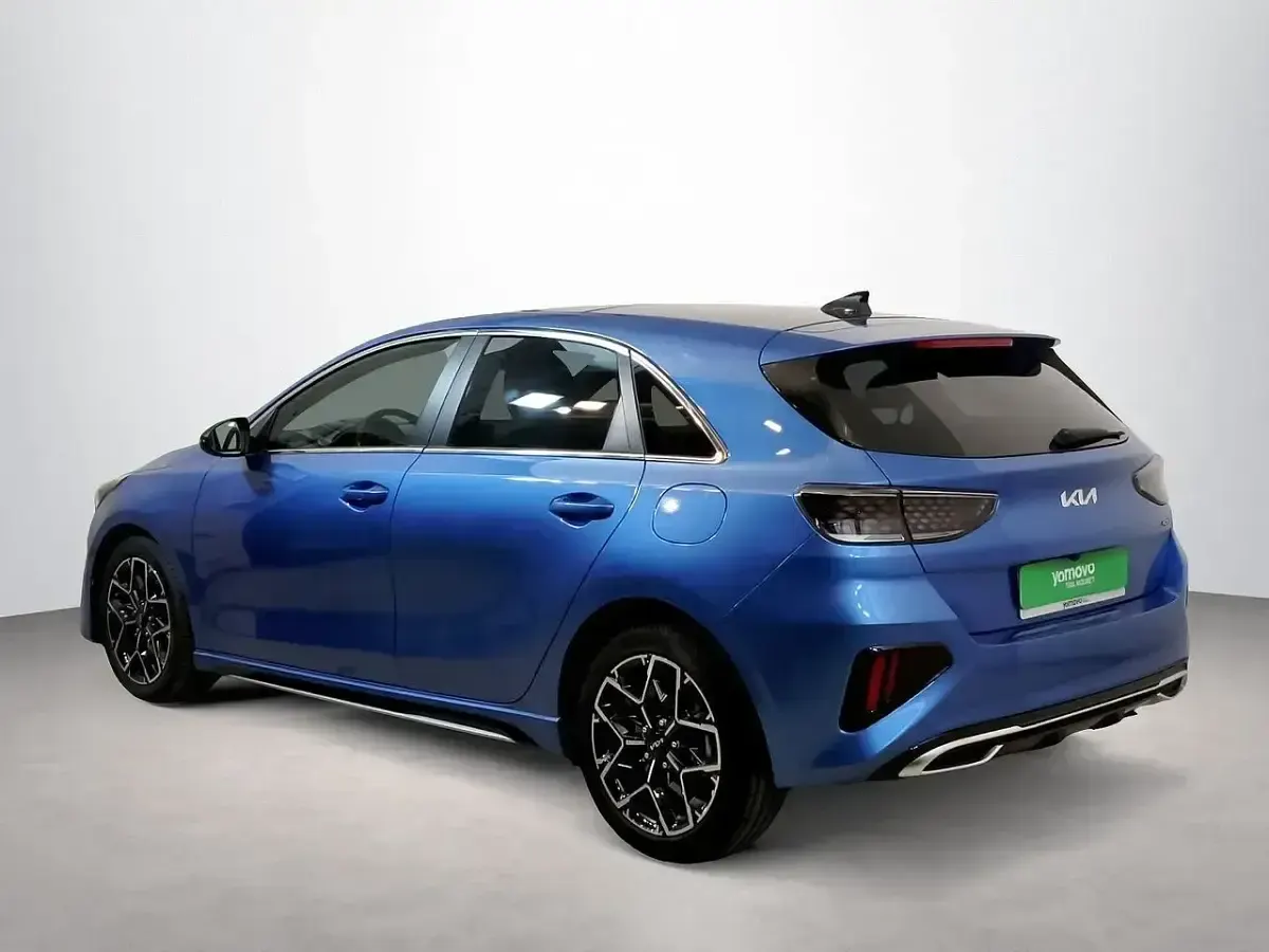 Usado Kia Ceed GT-Line 160 CV (117 kW) 2022 Azul Utilitario
