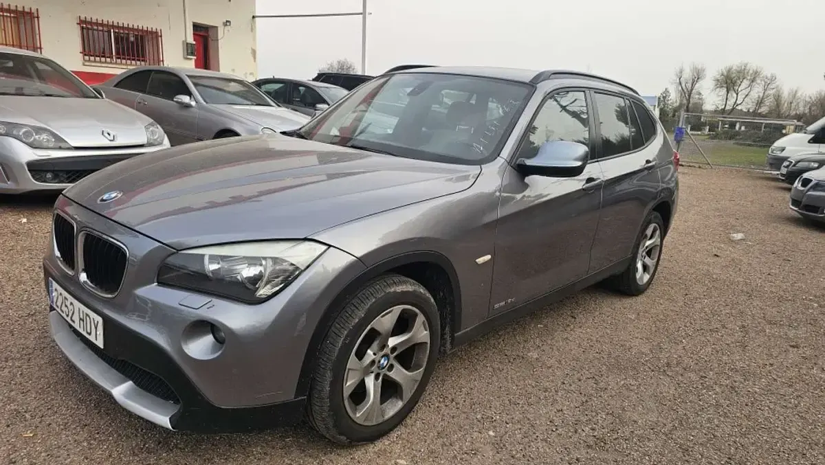 Usado BMW X1 143 CV (105 kW) 2011 Gris SUV