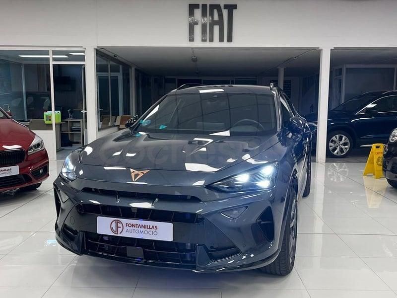 Usado Cupra Formentor 150 CV (110 kW) 2025 Gris / plata SUV