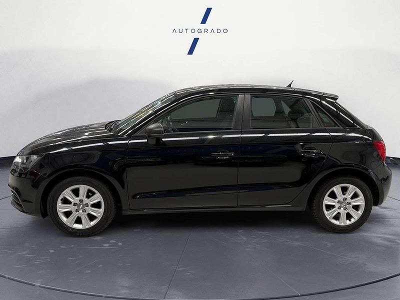 Usado Audi A1 Attraction 86 CV (63 kW) 2014 Negro Utilitario