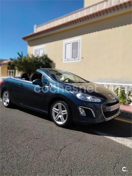 Usado Peugeot 308 CC Active 122 CV (89 kW) 2012 Azul Descapotable
