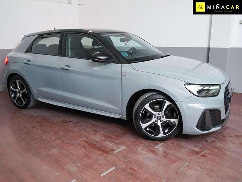 Usado Audi A1 Sportback 110 CV (80 kW) 2023 Gris Utilitario