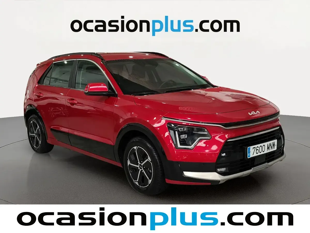 Usado Kia Niro 141 CV (103 kW) 2024 Rojo SUV