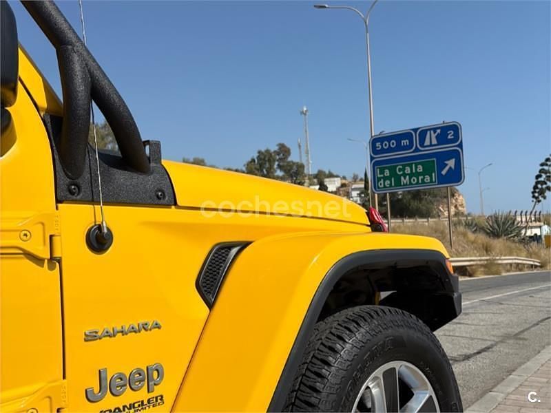 Usado Jeep Wrangler Sahara 270 CV (198 kW) 2020 Amarillo SUV