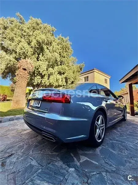 Usado Audi A6 S-Line 190 CV (139 kW) 2018 Azul Berlina