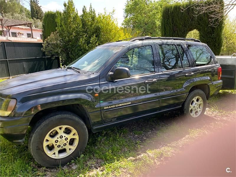 Usado Jeep Grand Cherokee Laredo 190 CV (139 kW) 2001 Negro SUV