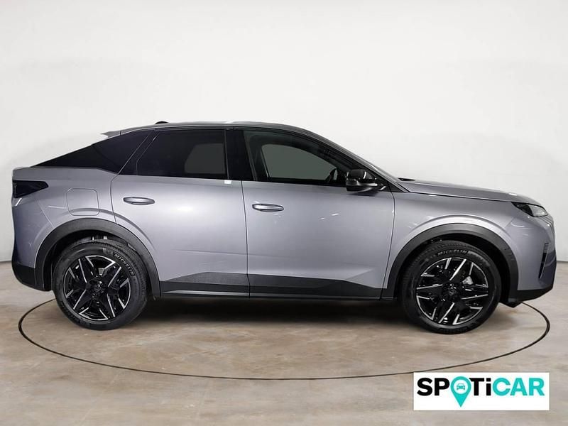 Usado Peugeot 3008 Allure 136 CV (100 kW) 2024 Gris SUV