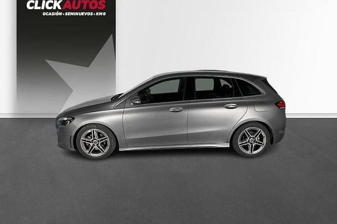 Usado Mercedes 200 AMG Line Premium 150 CV (110 kW) 2023