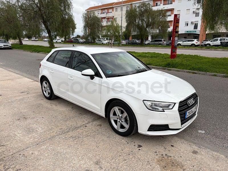 Usado Audi A3 116 CV (85 kW) 2020 Blanco Berlina