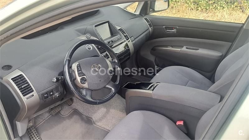 Usado Toyota Prius Sol 112 CV (82 kW) 2008 Beige Utilitario
