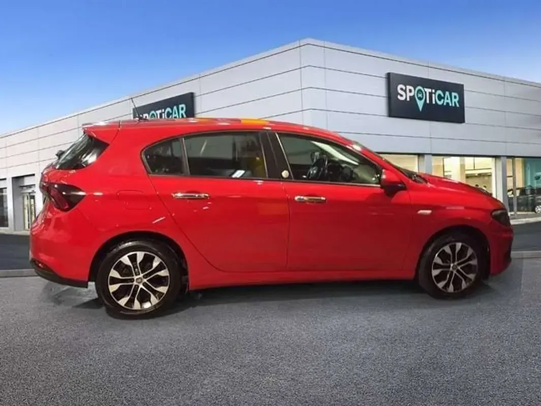 Usado Fiat Tipo Business 95 CV (69 kW) 2020 Rojo Utilitario