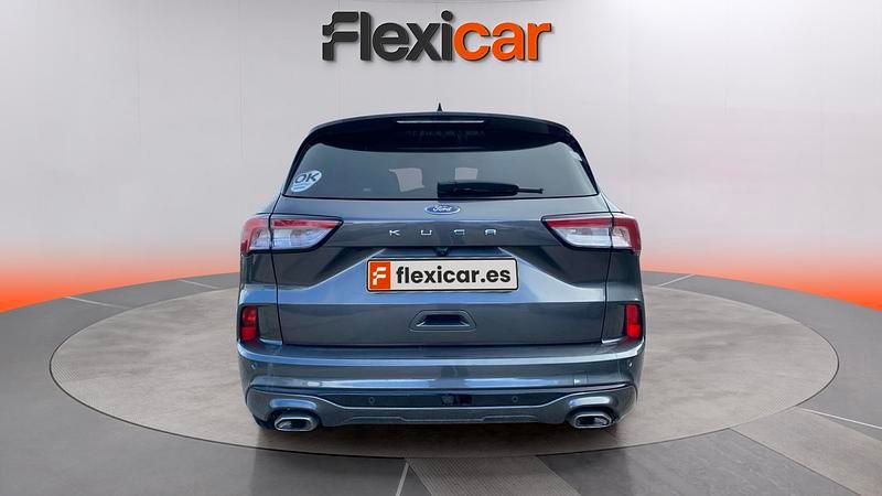 Usado Ford Kuga ST-Line 120 CV (88 kW) 2024 Gris SUV