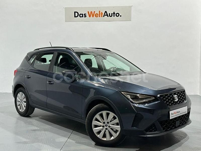 Gris Nuevo 2025 Seat Arona Style SUV | 19.500 € (Precio justo) - Imagen 1/4