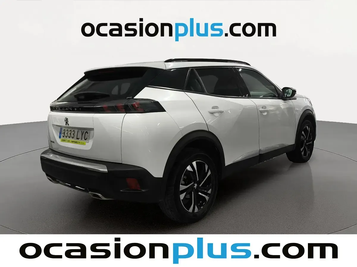 Usado Peugeot 2008 Allure 131 CV (96 kW) 2022 Blanco SUV