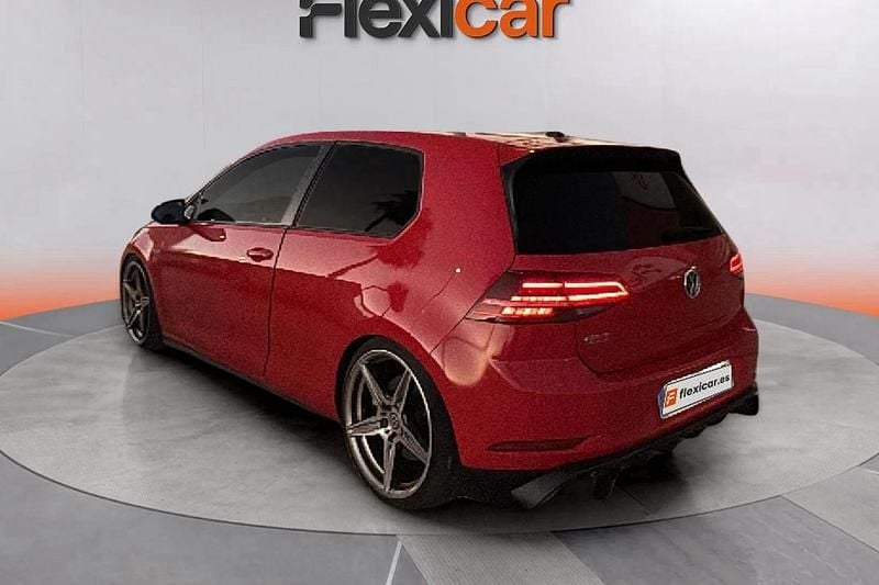 Usado VW Golf GTI 245 CV (180 kW) 2017 Rojo Berlina