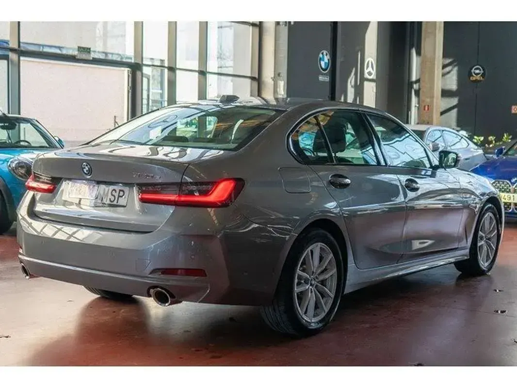 Usado BMW 320e Shadowline 204 CV (150 kW) 2024 Gris Berlina