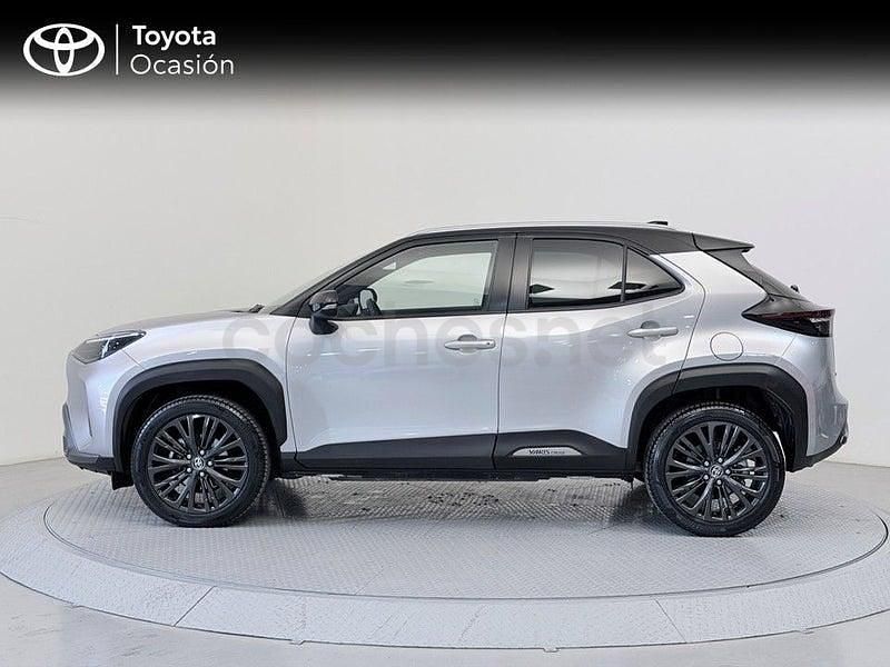Usado Toyota Yaris Cross 116 CV (85 kW) 2021 Gris / plata SUV