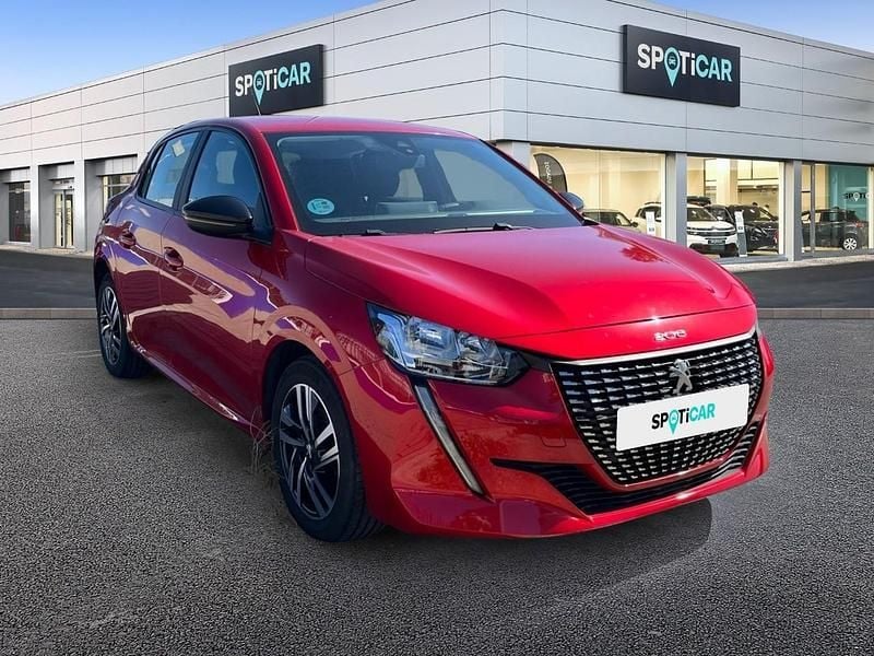 Usado Peugeot 208 Active 75 CV (55 kW) 2023 Rojo Utilitario