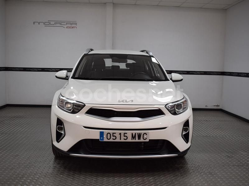 Usado Kia Stonic 100 CV (73 kW) 2024 Blanco SUV