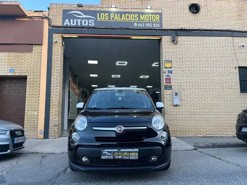 Usado Fiat 500L Living 105 CV (77 kW) 2015 Negro Monovolumen