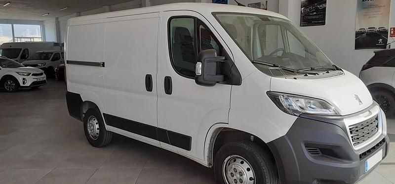 Usado Peugeot Boxer 120 CV (88 kW) 2023 Epr blanc icy Van
