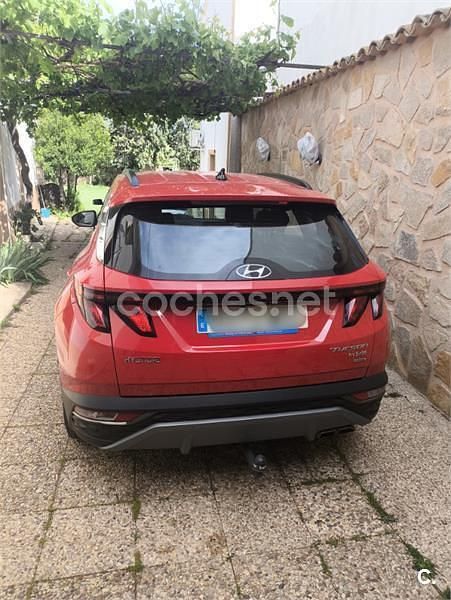Usado Hyundai Tucson 136 CV (100 kW) 2023 Rojo SUV