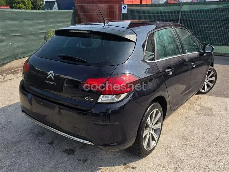 Usado Citroën C4 Feel 130 CV (95 kW) 2016 Azul Berlina