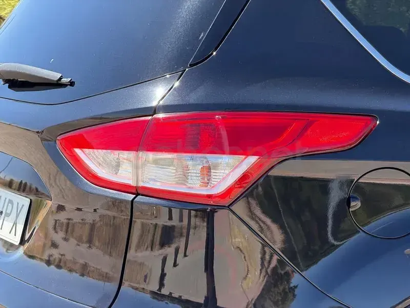 Usado Ford Kuga Titanium S 140 CV (102 kW) 2013 Negro SUV