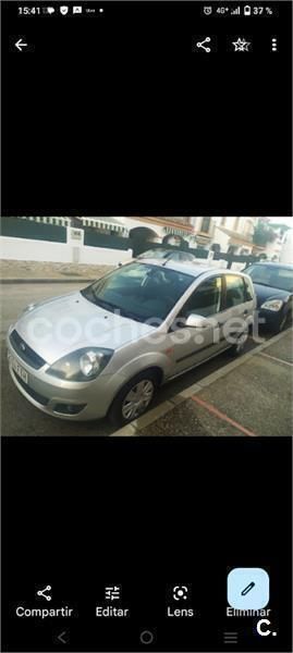 Gris / plata Usado 2007 Ford Fiesta Futura Utilitario | 1999 € (Precio justo) - Imagen 1/4
