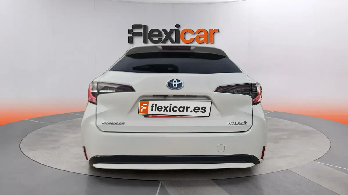 Usado Toyota Corolla Sport 122 CV (89 kW) 2021 Blanco Familiar