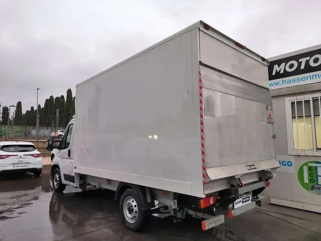 Usado Fiat Ducato 139 CV (102 kW) 2022 Blanco Van