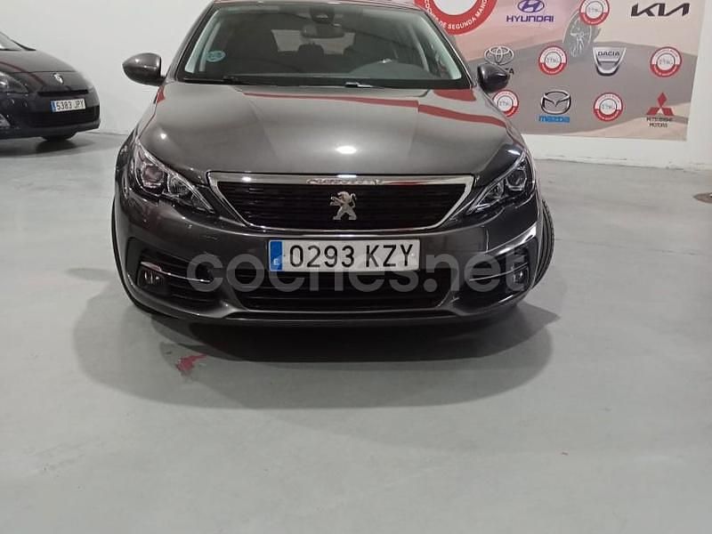 Gris / plata Usado 2019 Peugeot 308 Allure Berlina | 10.910 € (Buen precio) - Imagen 1/4