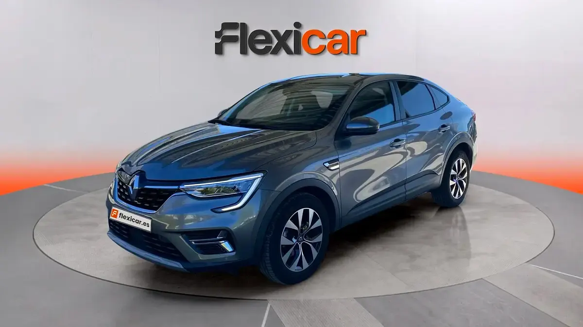 Usado Renault Arkana Evolution 140 CV (102 kW) 2023 Gris SUV