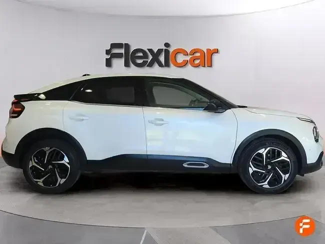 Begagnad Citroën C4 PureTech 130 HK (95 kW) 2023 Vit SUV