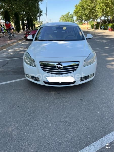 Blanco Usado 2012 Opel Insignia Edition Berlina | 4500 € (Buen precio) - Imagen 1/4
