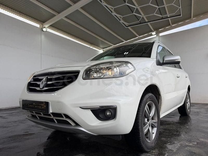 Usado Renault Koleos Bose Edition 150 CV (110 kW) 2012 Blanco SUV
