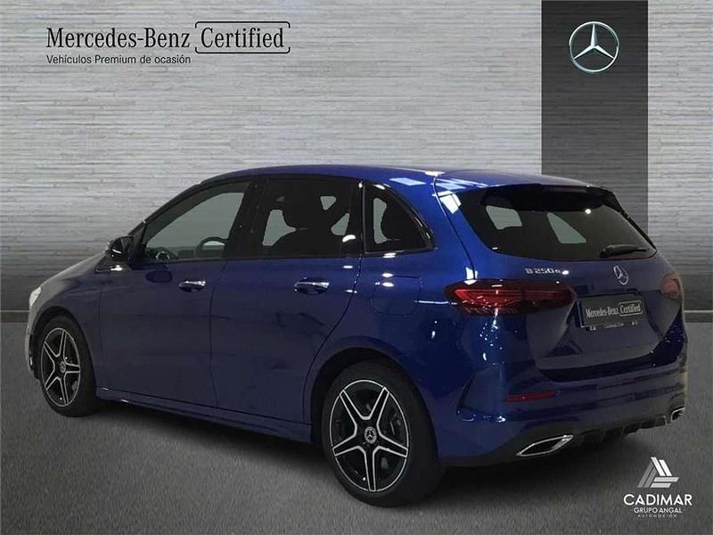 Usado Mercedes B250e 218 CV (160 kW) 2025 Monovolumen