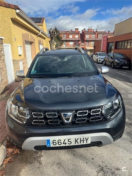 Usado Dacia Duster Prestige 125 CV (91 kW) 2018 Gris / plata SUV