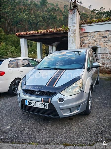 Gris / plata Usado 2007 Ford S-MAX Trend Monovolumen | 4100 € (Precio justo) - Imagen 1/4