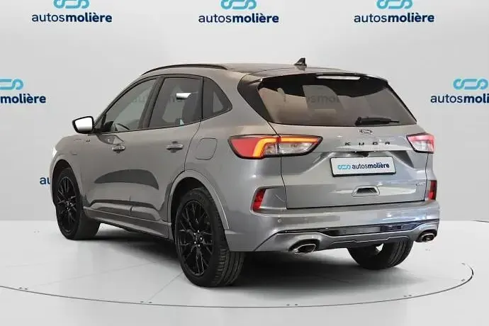 Usado Ford Kuga ST-Line X 225 CV (165 kW) 2023 Plateado SUV